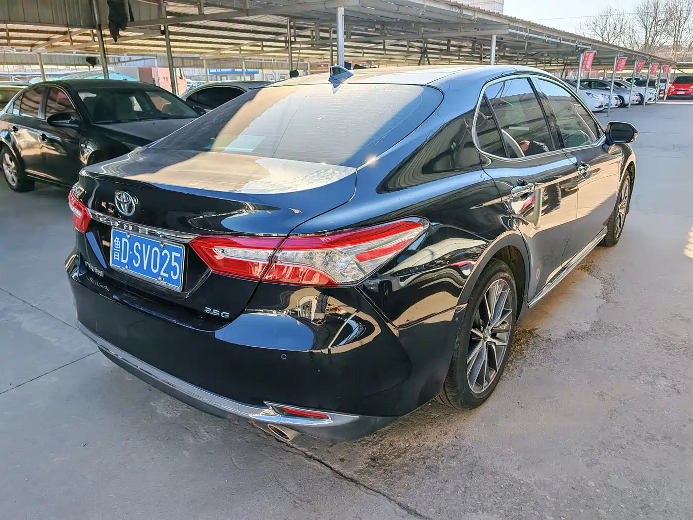 TOYOTA CAMRY