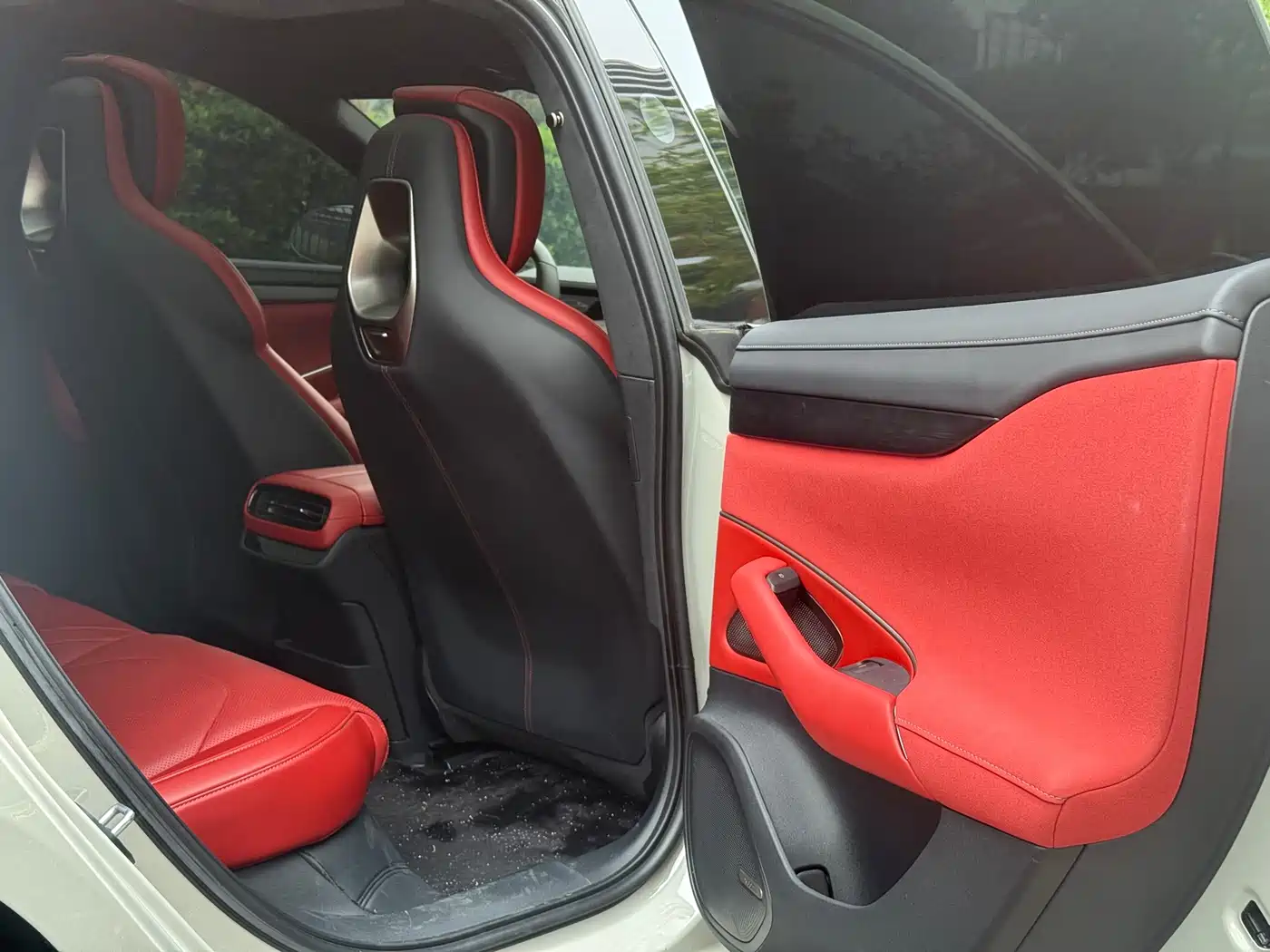 Xiaomi Auto Xiaomi SU7 2024 AWD Extended Range Advanced Smart Driving Max Edition фото 15