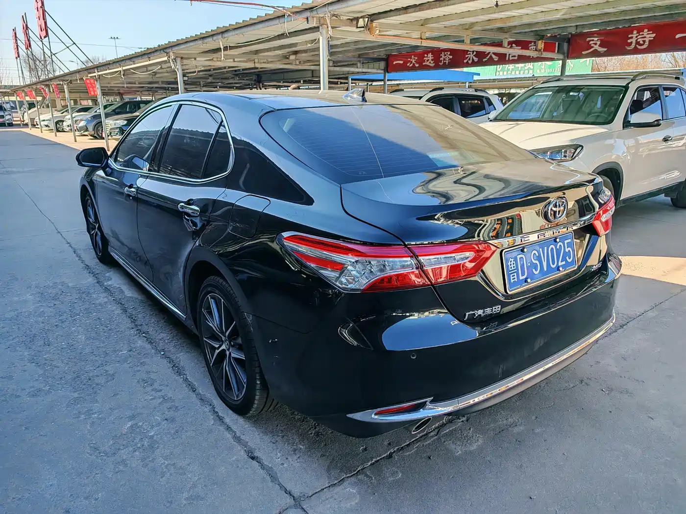 TOYOTA CAMRY