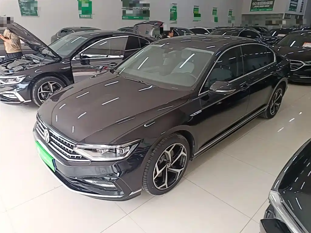 Volkswagen Magotan 2023 Model 2 Million Commemorative Edition 330TSI DSG Luxury
