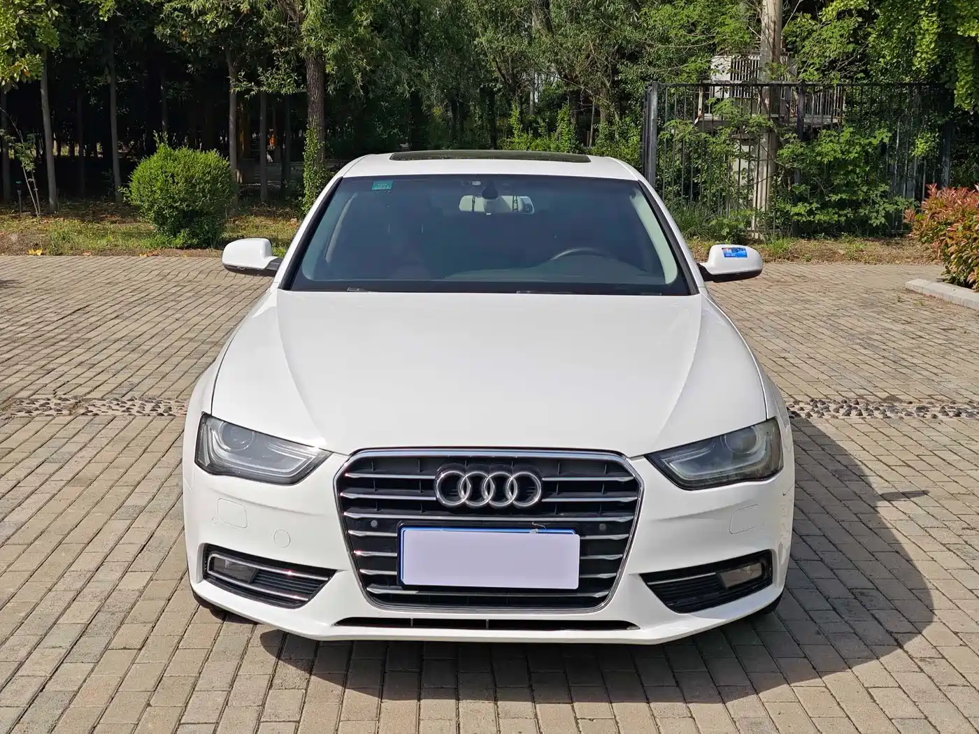 Audi A4L 2013 35 TFSI Automatic Standard фото 3