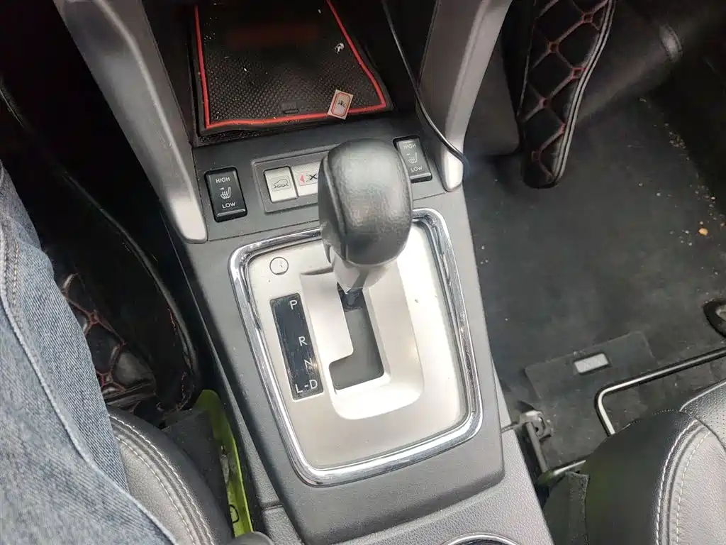 Subaru Forester 2013 2.0i Automatic Luxury Edition фото 7