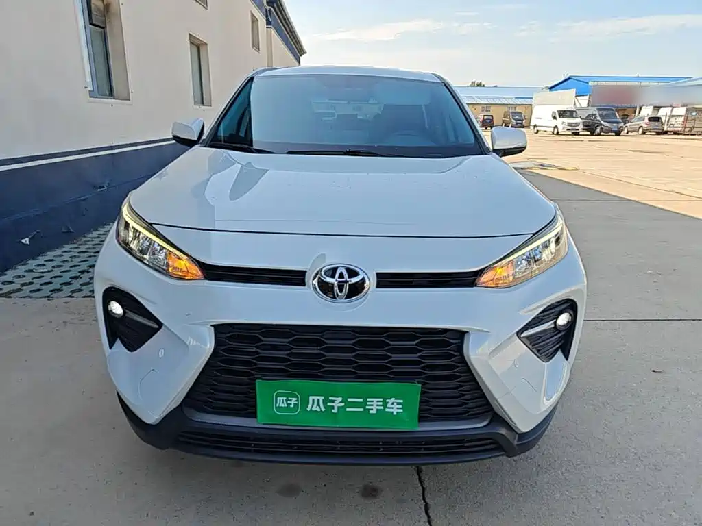 Фото 3 - Toyota Wildlander