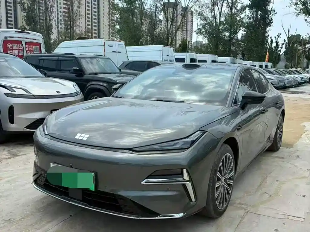 Geely Galaxy Galaxy Xingyao 8 2025 130km EM-P Starship Edition
