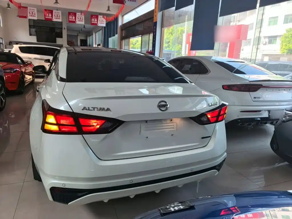 Nissan TEANA, миниатюра 6