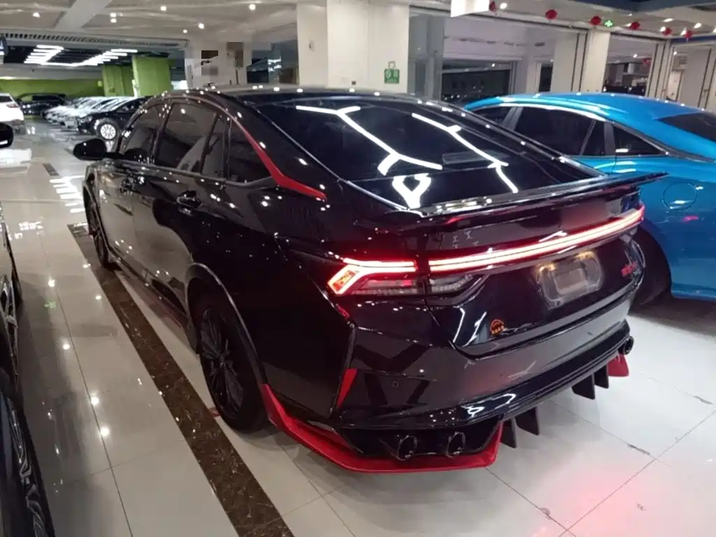 Dongfeng Aeolus Yixuan MAX 2022 2021 1.5T Dark Night Edge