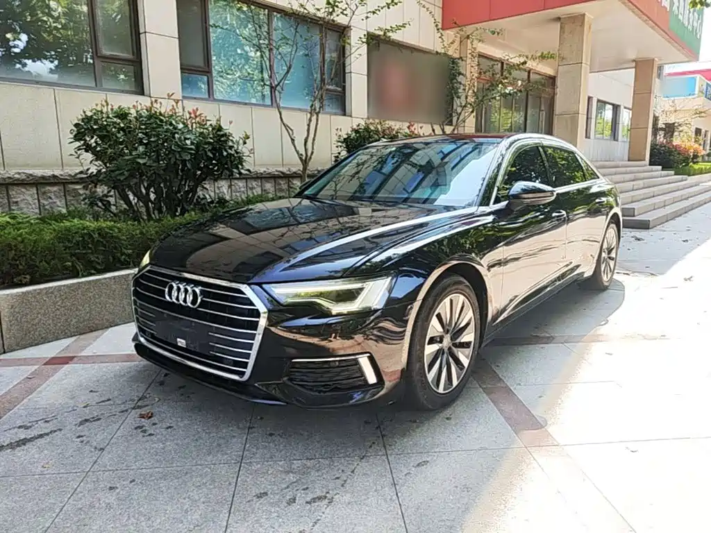 Photo 2 - Audi A6L