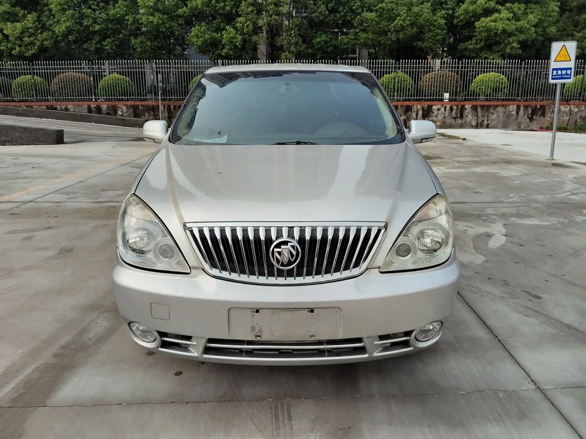 Фото 2 - Buick GL8