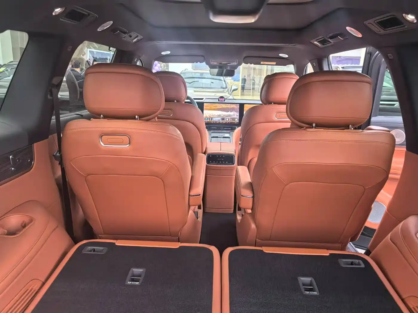 AITO Wenjie AITO M9 2025 Extended Range Ultra 52kWh 6-Seater фото 8