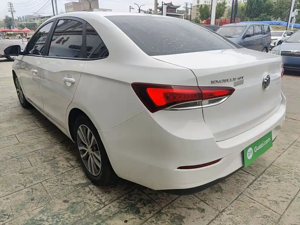 Фото 5 - Buick Excelle