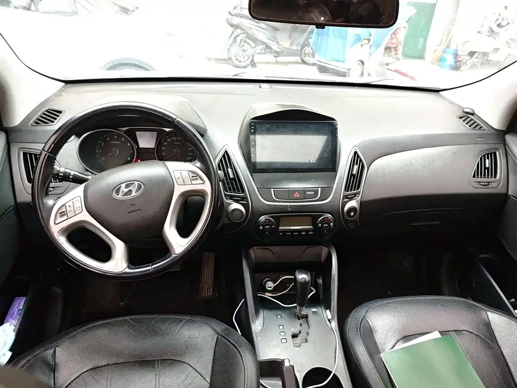 Hyundai Beijing Hyundai ix35 2015 2.0L Automatic 2WD Smart Type China IV фото 12