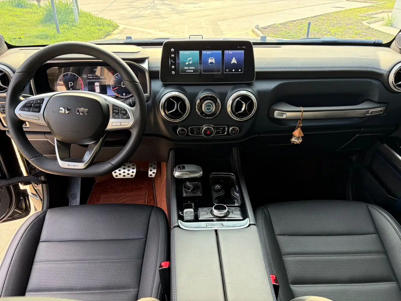 BAIC ORV Beijing Offroad BJ40 2024 2.0D Blade Hero Glory Edition фото 8
