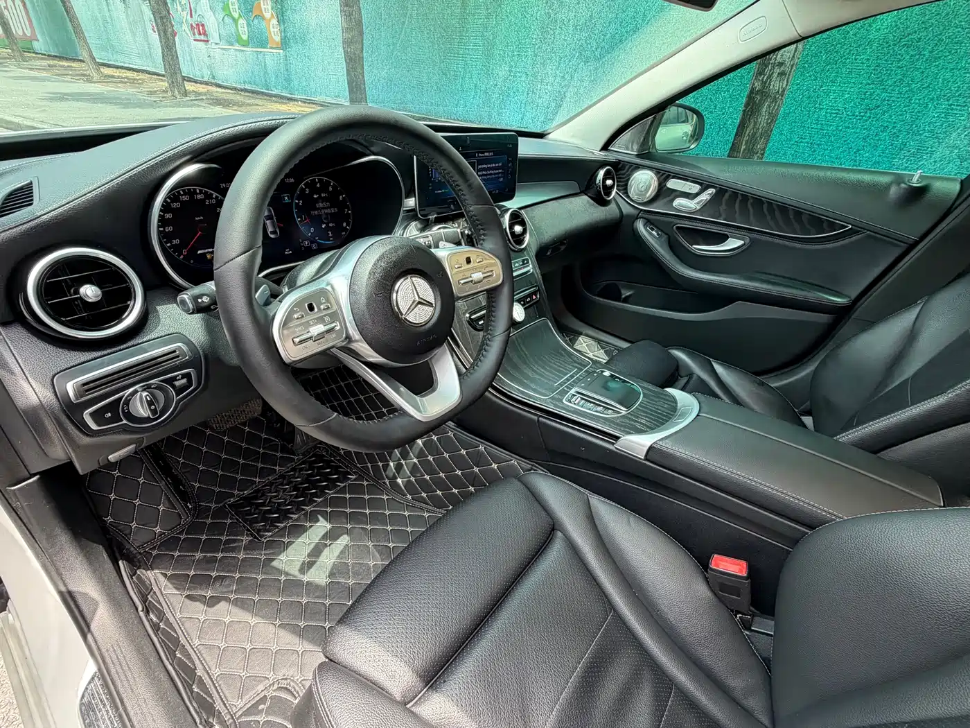 Mercedes-Benz C-Class 2020 C 260 L Sport 4MATIC фото 4