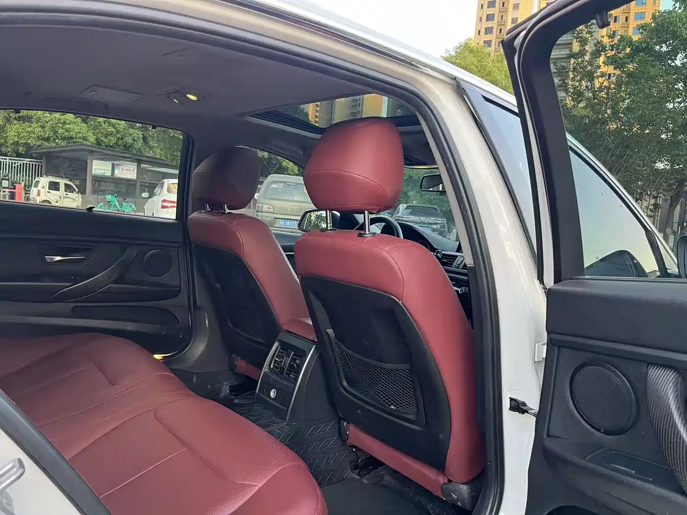 BMW 3 Series 2014 320Li Fashion фото 28