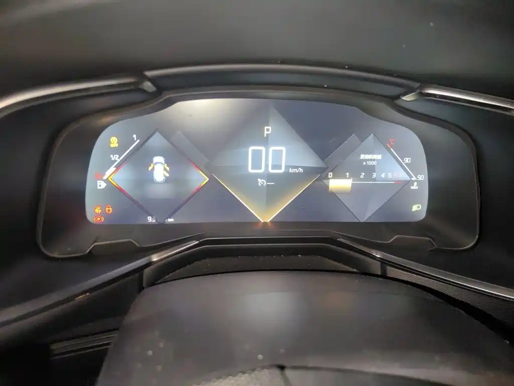 DS 7 2018 2018 45THP Rivoli Pioneer Edition