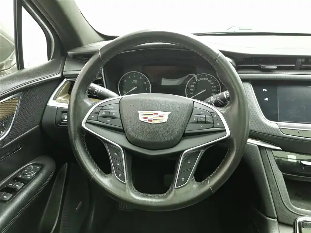 Cadillac XT5 2016 28T AWD Premium Model фото 11