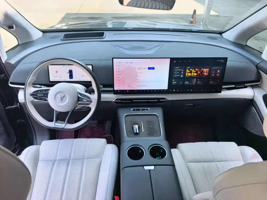 Voyah Auto Voyah Dreamer 2025 2025 PHEV AWD Flagship Kunpeng Edition
