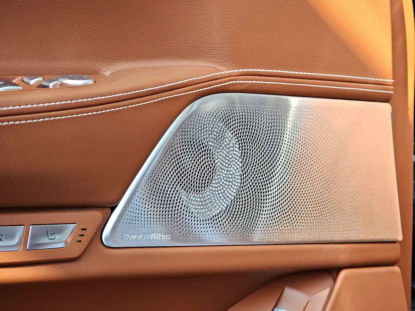 BMW 7 Series 2017 750Li xDrive Customized Edition (4-Seater) фото 31