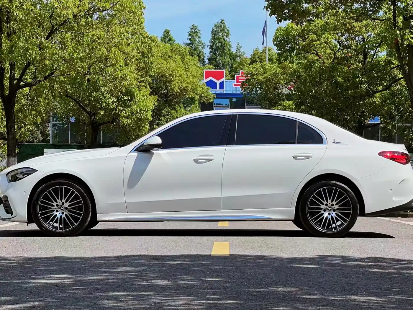 Mercedes-Benz C-Class 2025 C 260 L Sport Edition фото 8