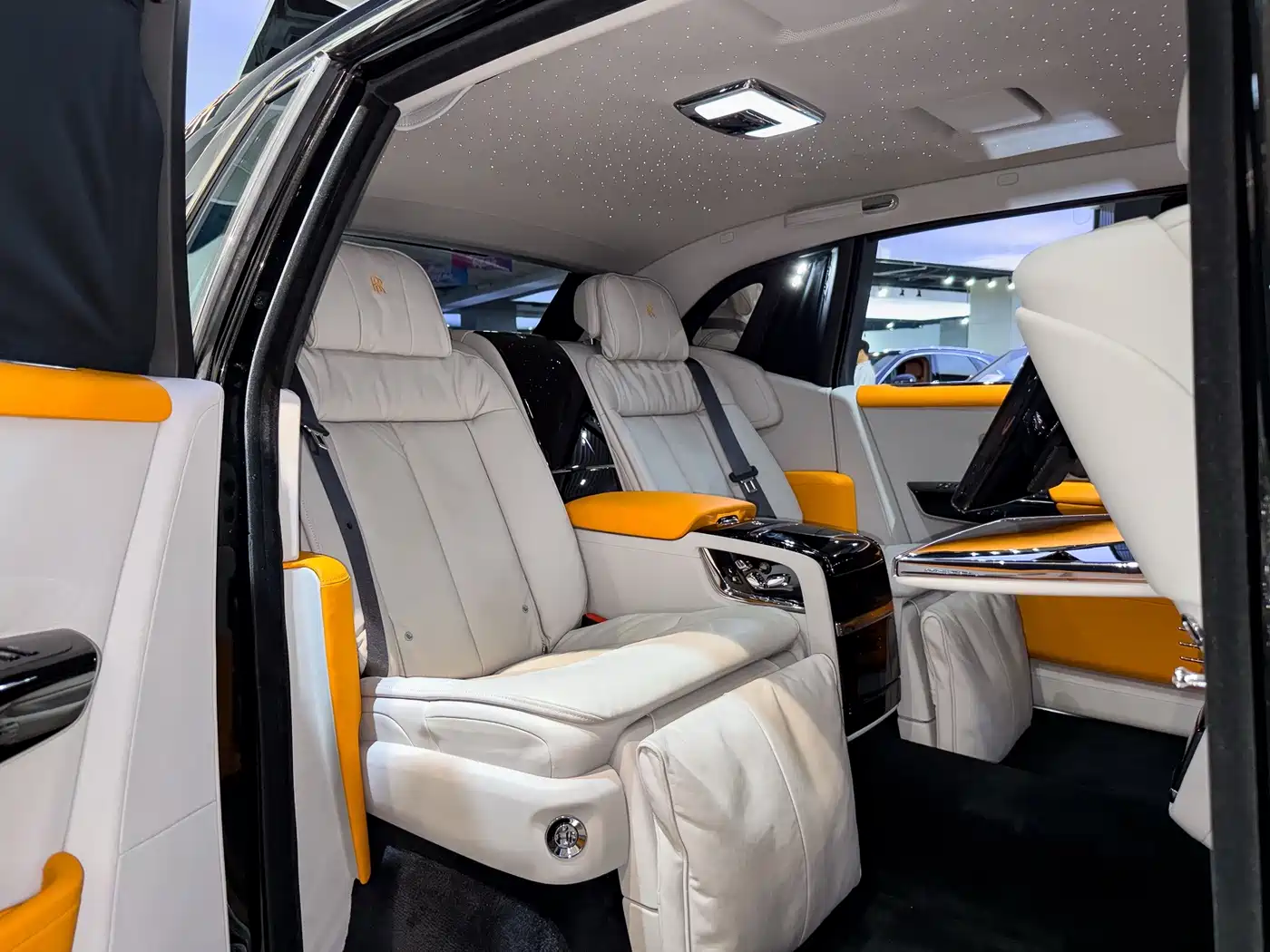 Rolls-Royce Phantom 2023 2024 Long Wheelbase Series II