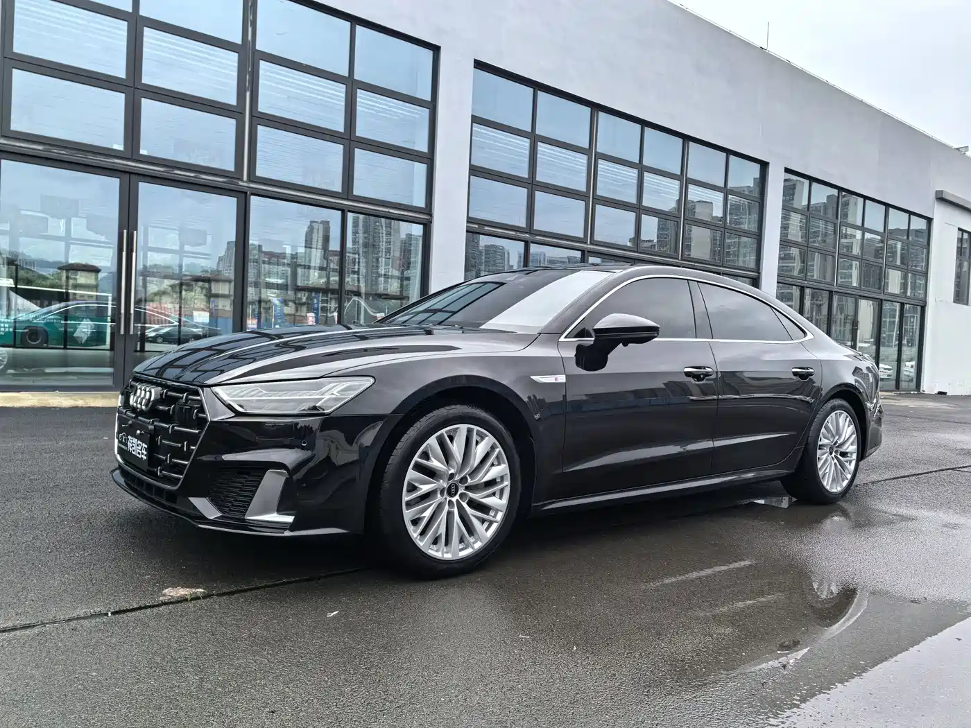 Audi A7L 2024 45TFSI S-line Dream Edition Crystal Package