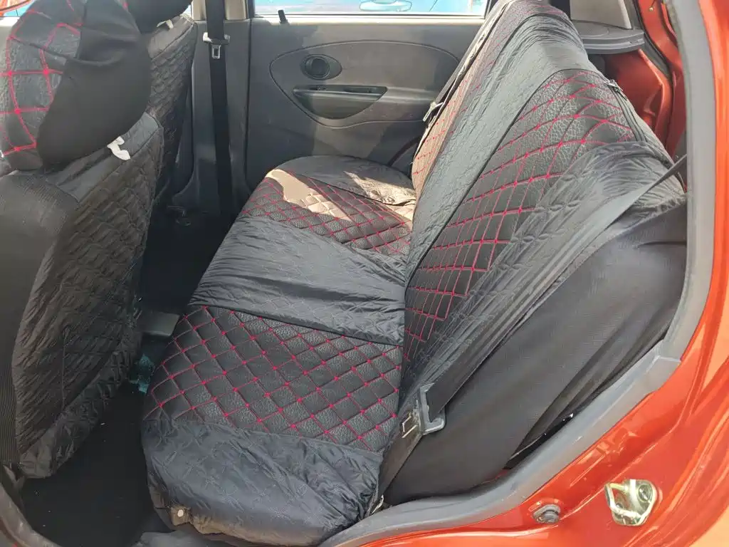 Baojun Lechi 2014 2012 Facelift 1.0L Manual P-TEC Standard