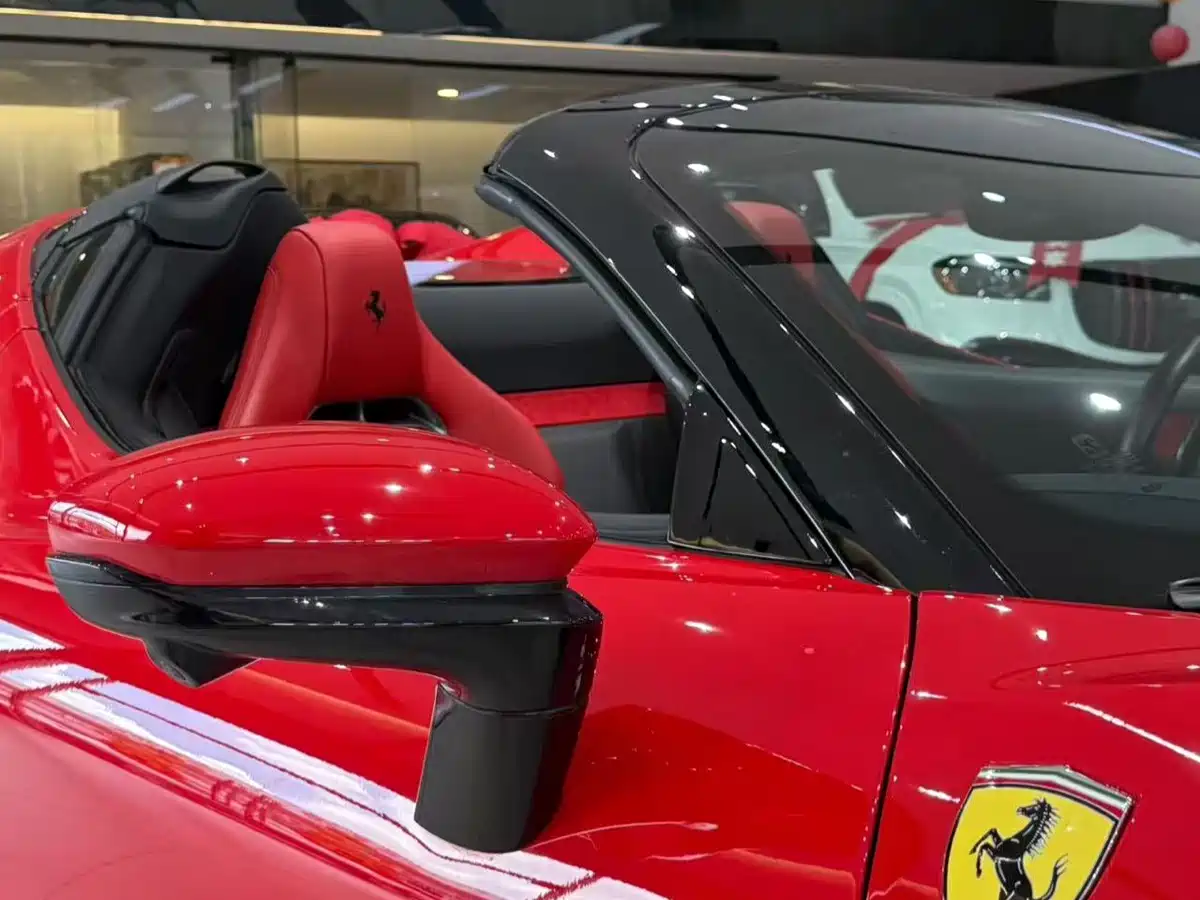 Photo 15 - Ferrari SF90