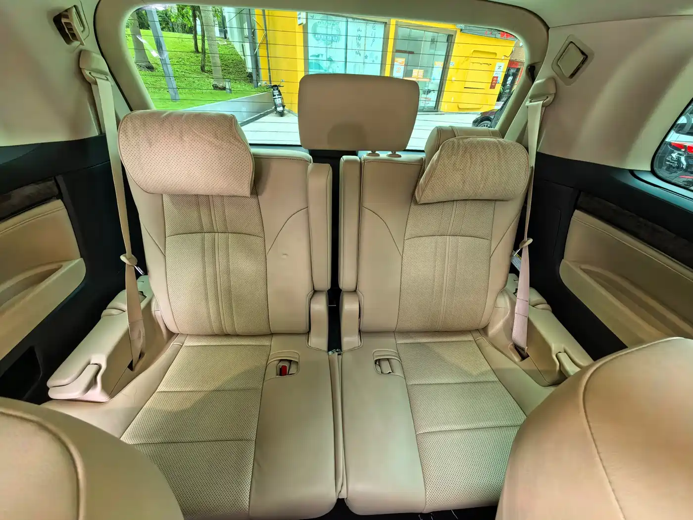 Toyota Alphard 2021 Hybrid 2.5L Premium фото 11