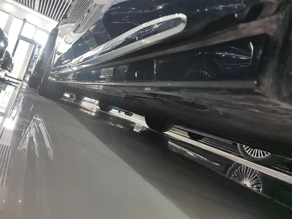 Voyah Auto Voyah Dreamer 2025 Model PHEV 4WD Excellent QianKun Edition фото 22