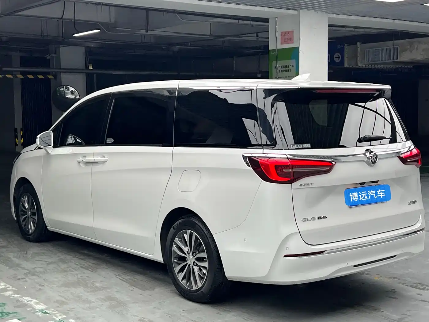 Buick GL8 2021 ES Landlord 653T Premium фото 7