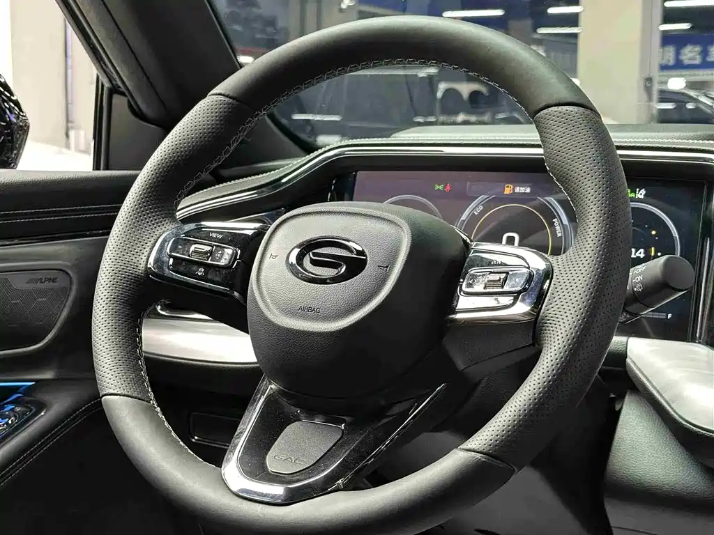 GAC Trumpchi Trumpchi GS8 2022 Dual Engine Series 2.0TM 4WD Flagship Edition (6-Seater) фото 8