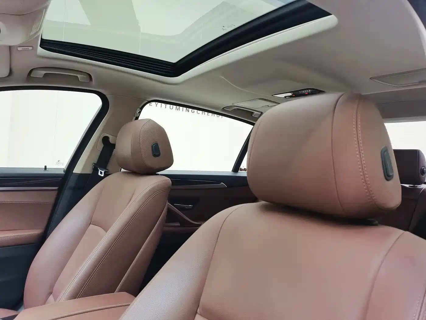 BMW 5 Series 2014 520Li Elegance фото 14