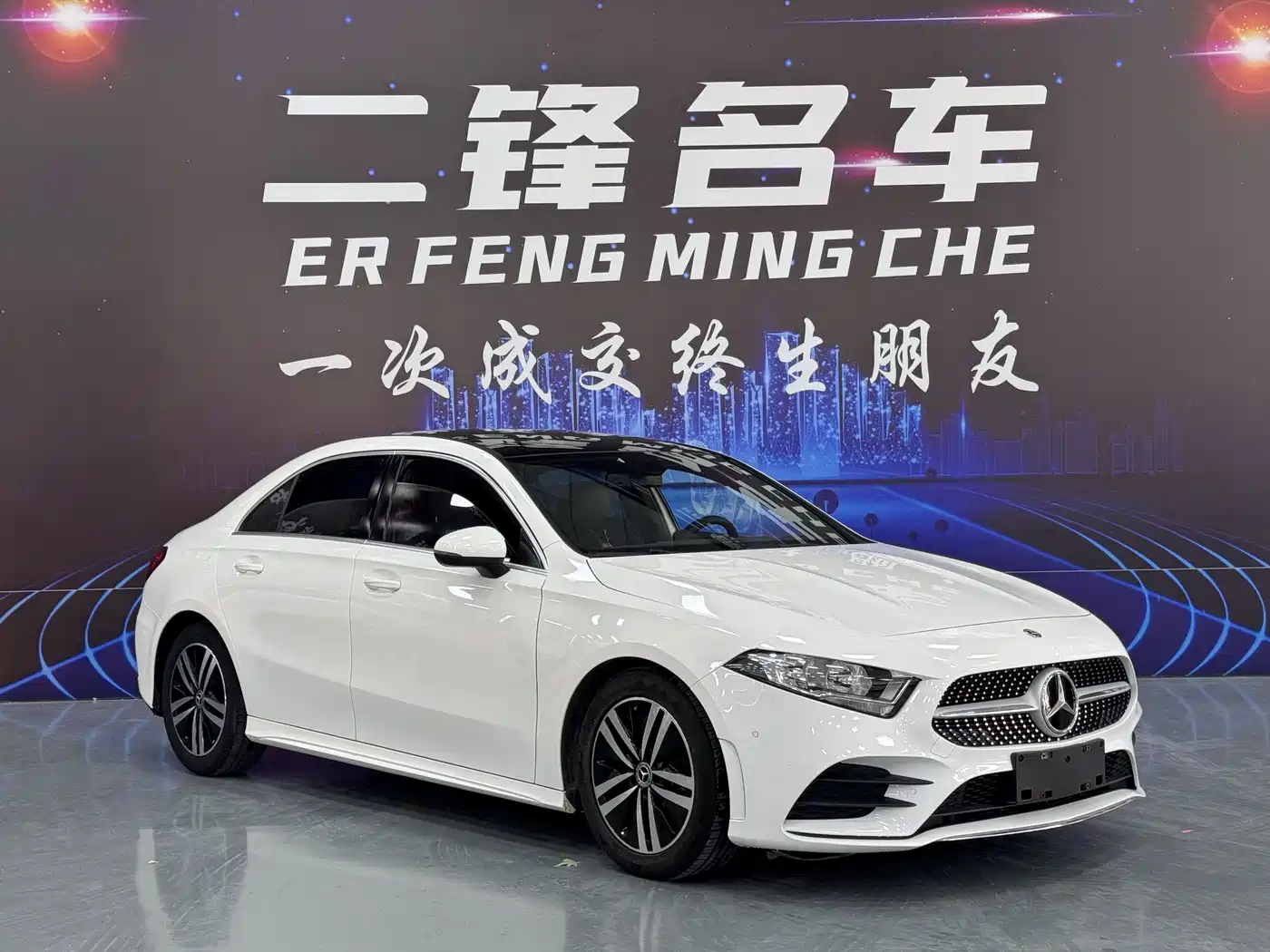 Mercedes-Benz A-Class 2020 A 180 L Sport Sedan фото 3