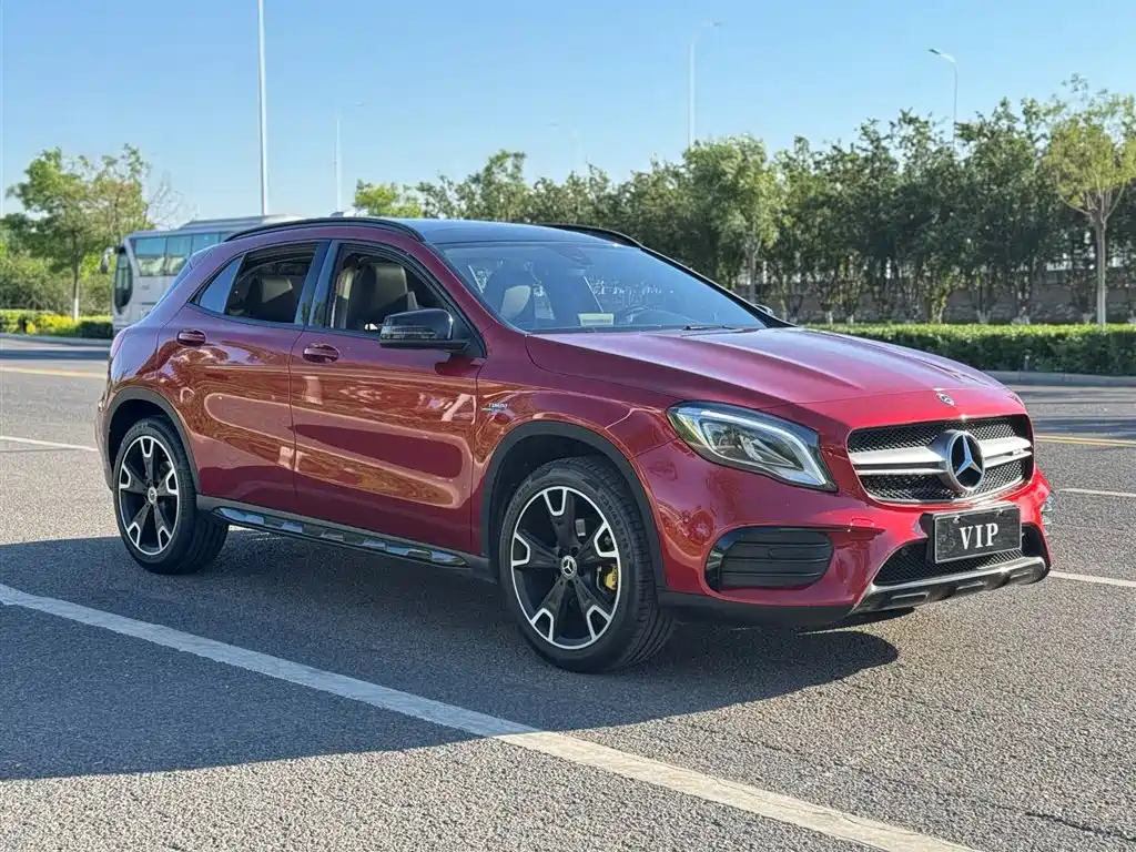 Mercedes-Benz GLA 2018 GLA 220 4MATIC Sport фото 2