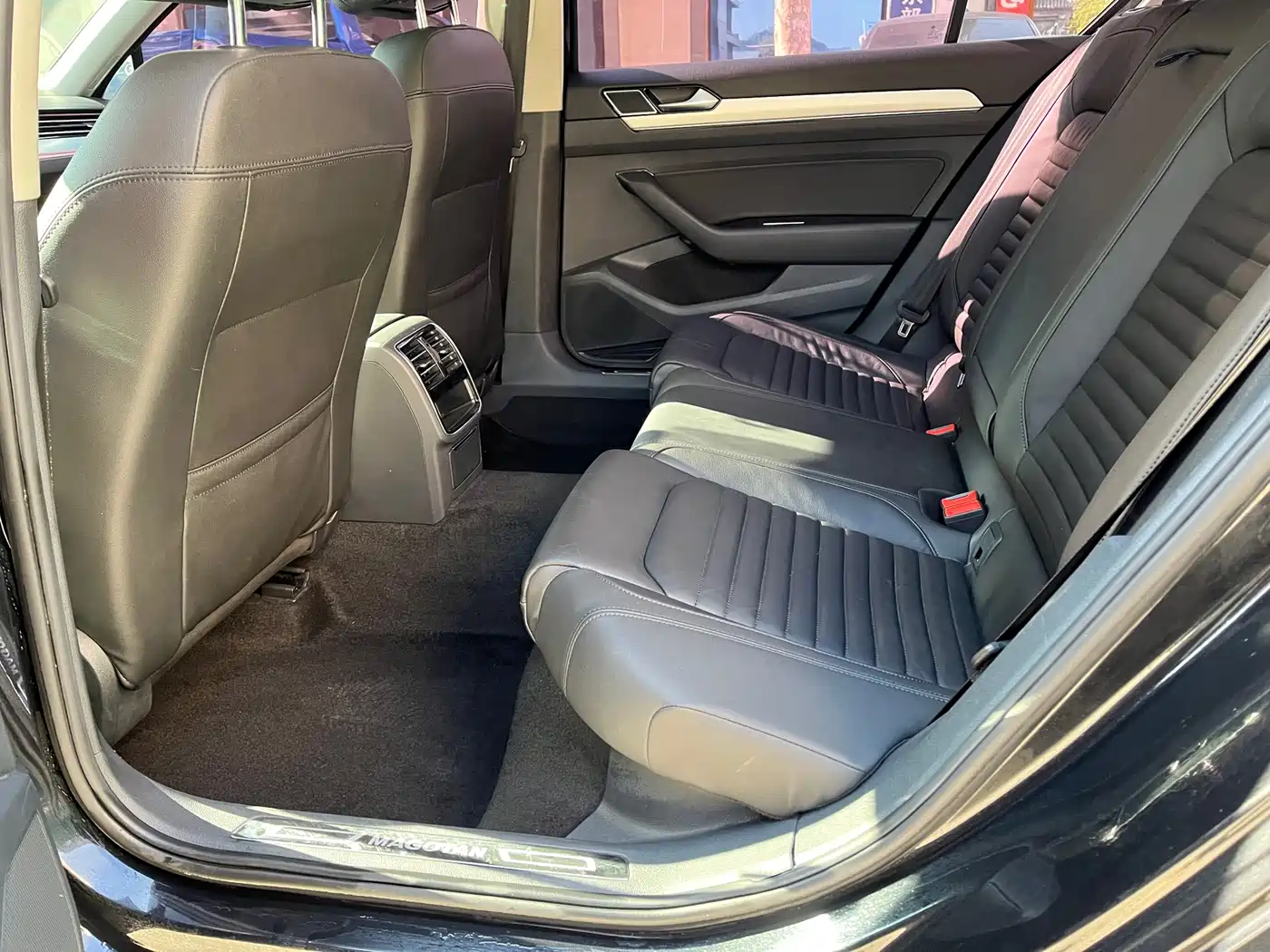 Volkswagen Magotan 2018 330TSI DSG Leading фото 7