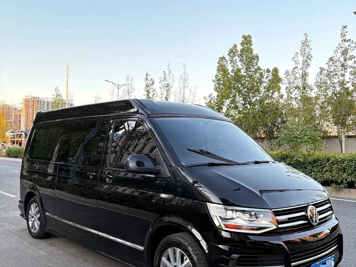 Volkswagen Caravelle 2018 2.0TSI 4WD Luxury Edition 7-Seater фото 3