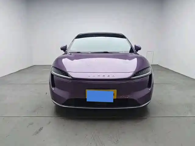 AITO WISDOM WORLD R7