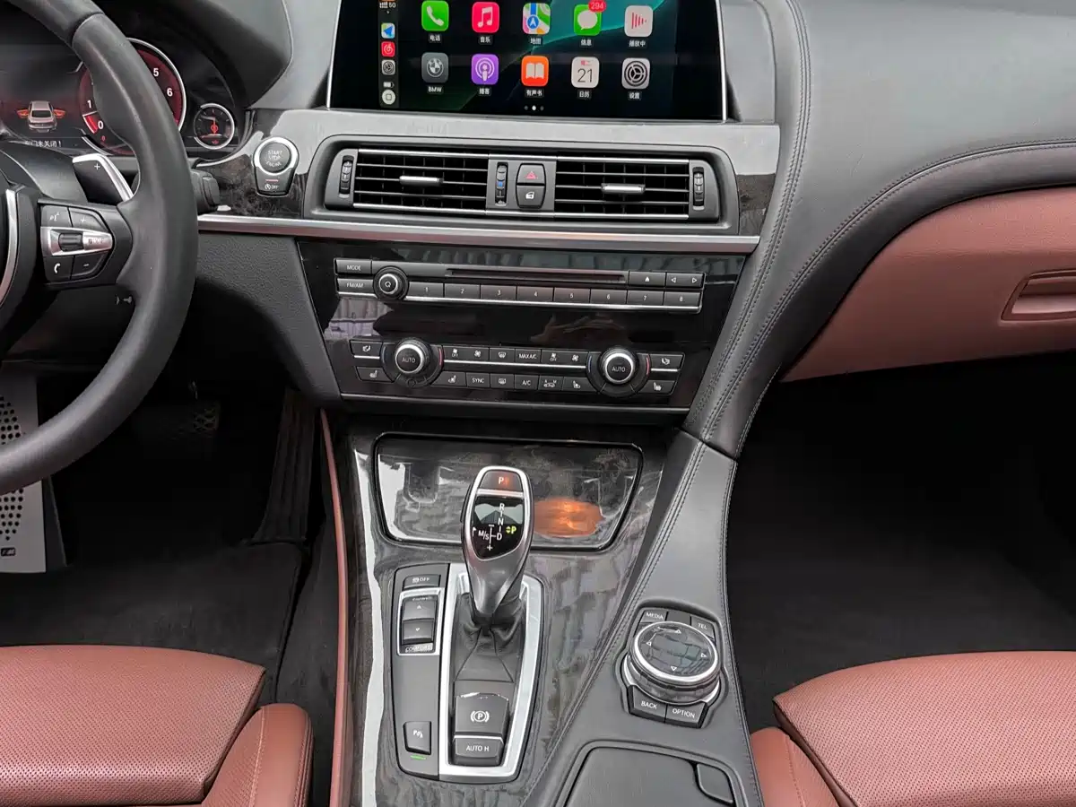 BMW 6 Series 2013 Facelift 640i Gran Coupe фото 27