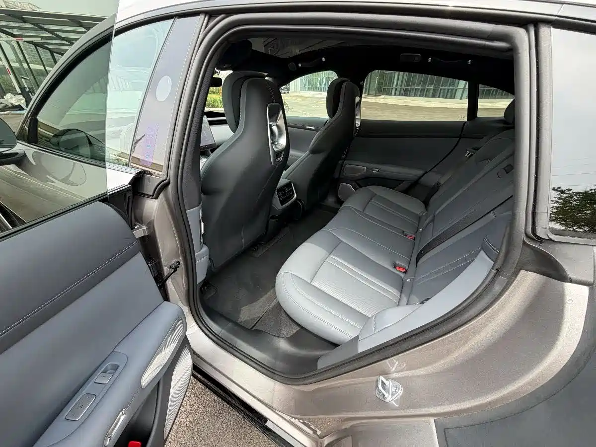 Xiaomi Auto Xiaomi YU7 2025 Extended Range AWD Pro фото 15