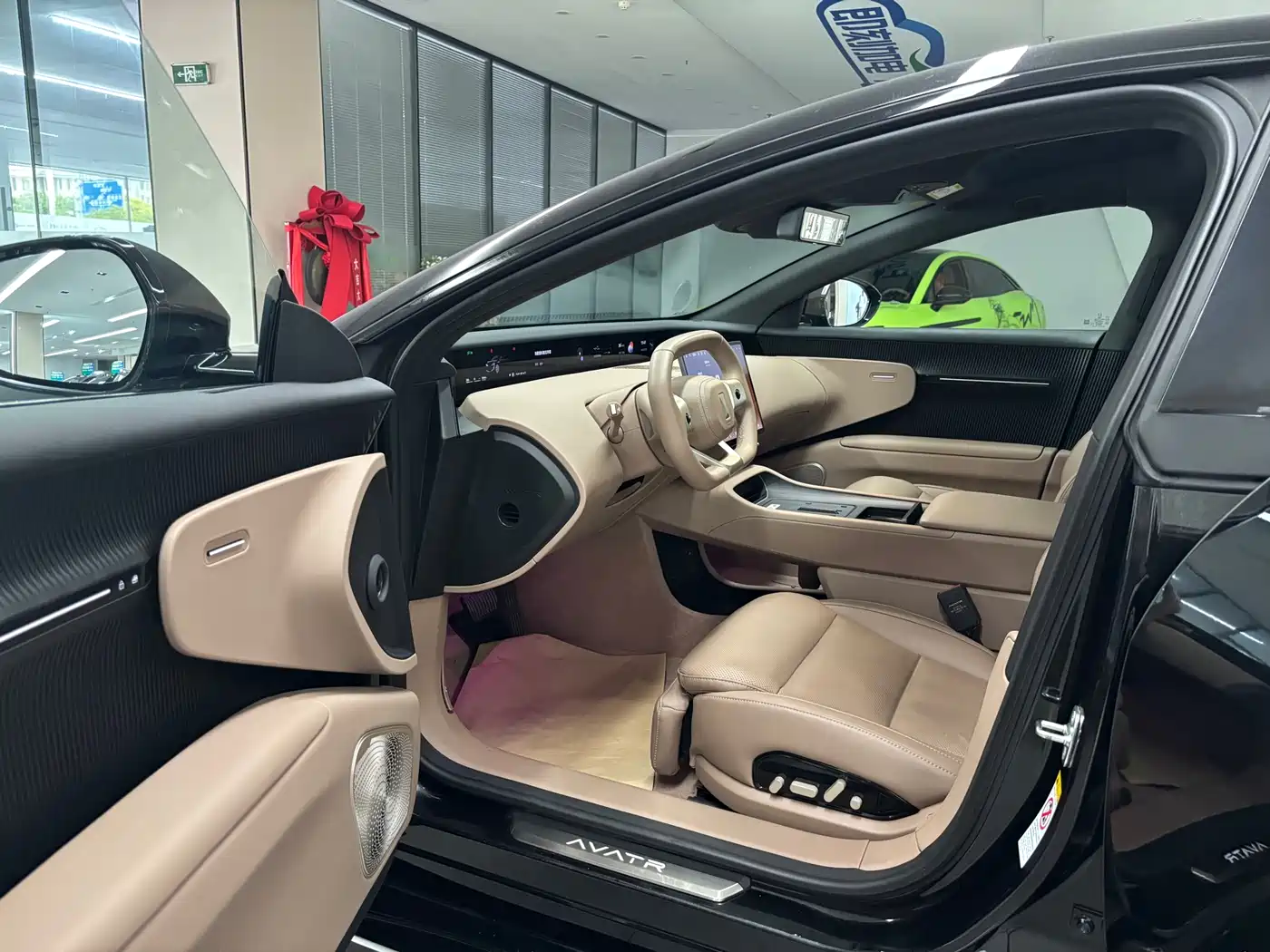 Avatr 12 2025 Facelift Ultra EV AWD фото 9