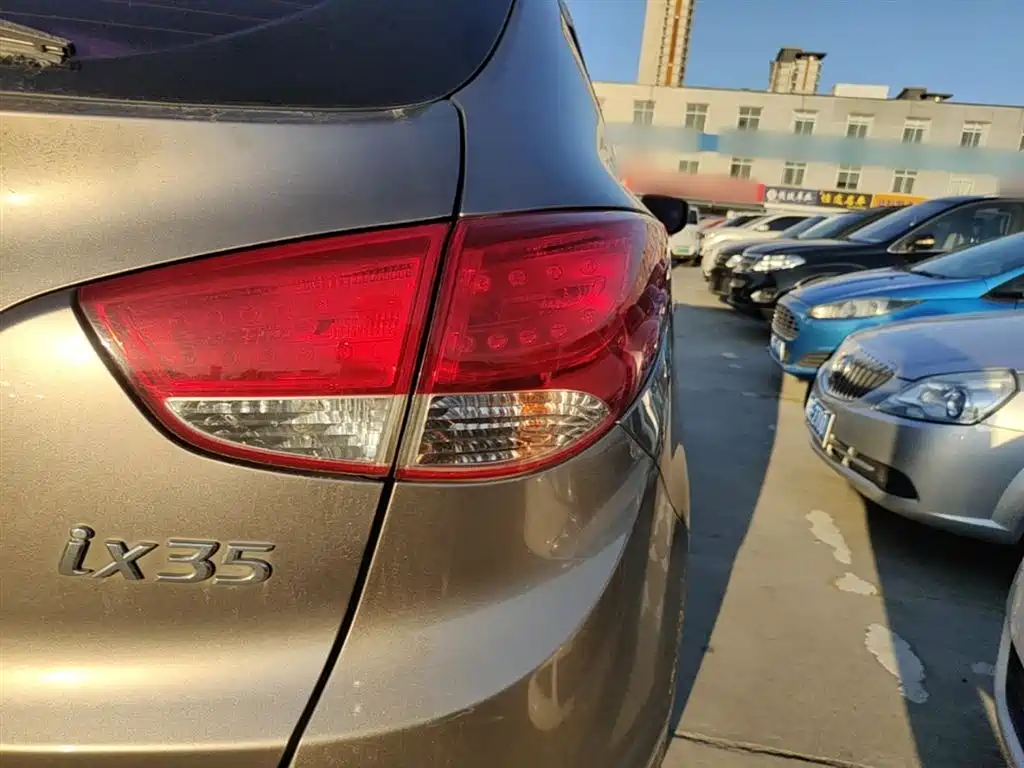 Hyundai Beijing Hyundai ix35 2015 2.0L Automatic 2WD Comfort China V фото 8