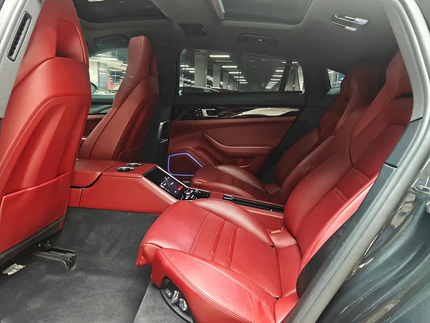 Porsche Panamera 2017 Panamera 4 Executive Long Wheelbase 3.0T фото 20