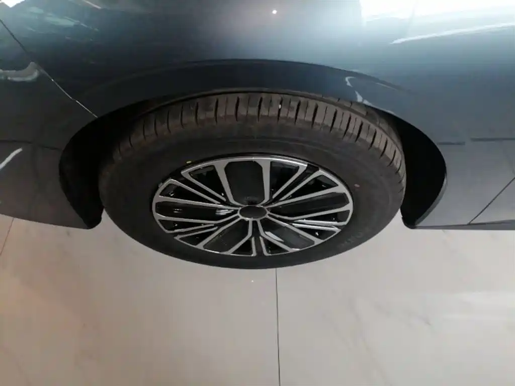 Geely Galaxy Galaxy Stellar 6 2025 Model 125km Free Edition фото 23