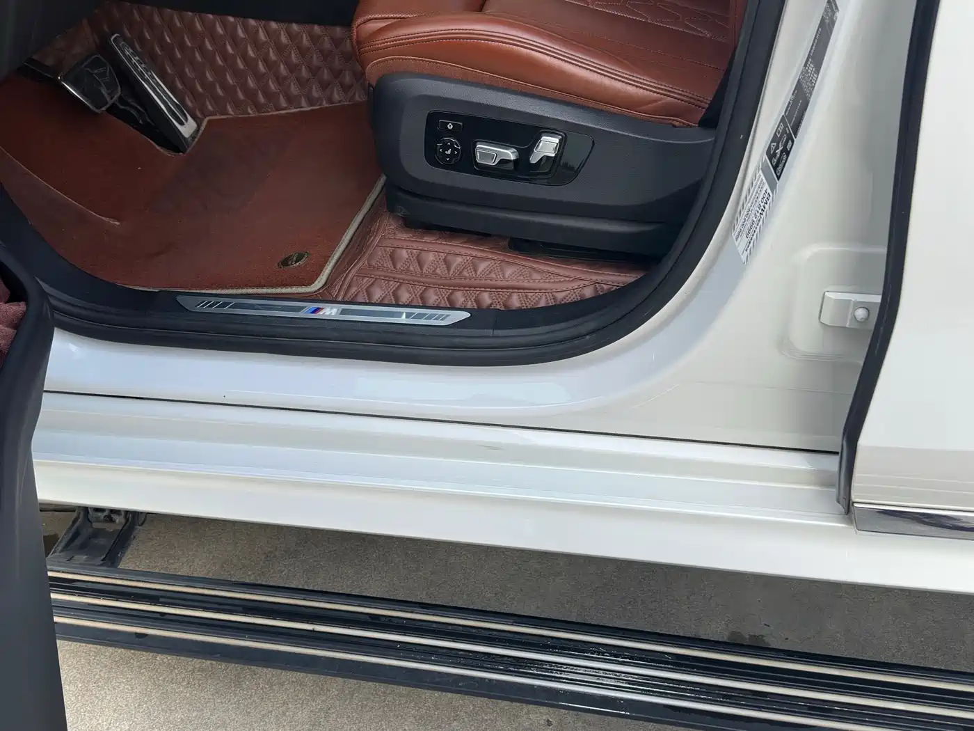 BMW X7 2021 xDrive40i Premium M Sport Package фото 22