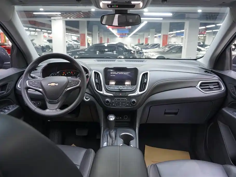 Chevrolet Equinox 2018 535T Automatic Control Edition фото 18