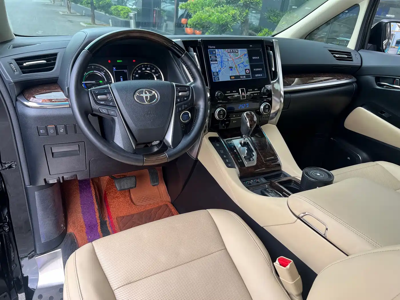 Toyota Alphard 2021 Hybrid 2.5L Luxury фото 7