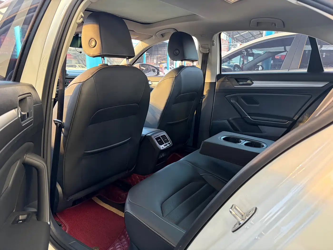 Volkswagen Lamando 2021 280TSI DSG Comfort Edition фото 7