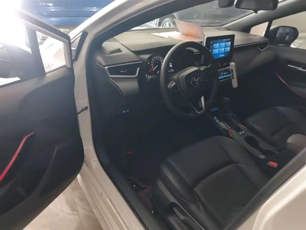 Toyota Levin 2022 185T CVT Sport Edition фото 12