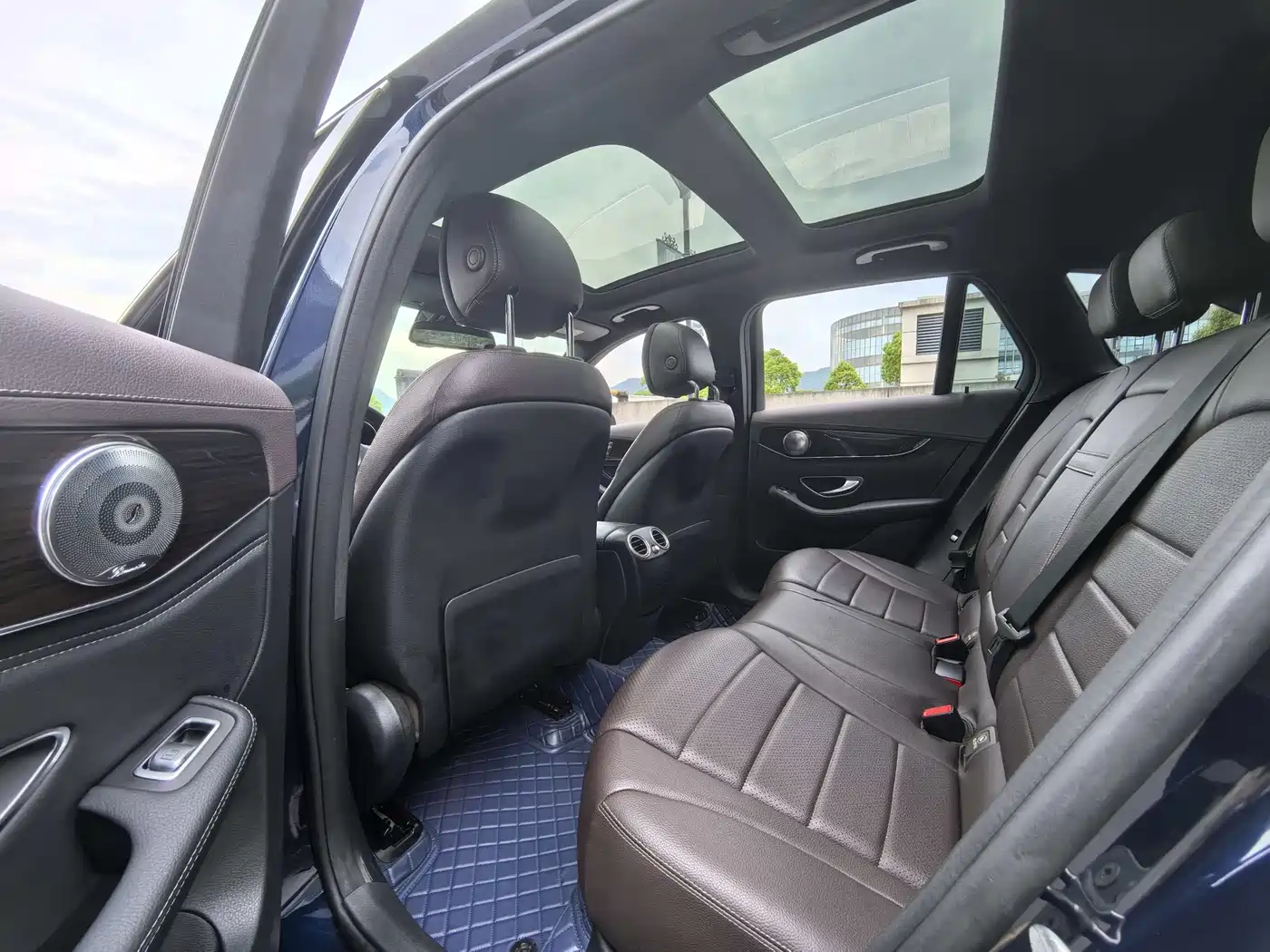 Mercedes-Benz GLC 2017 GLC 260 4MATIC Dynamic фото 6