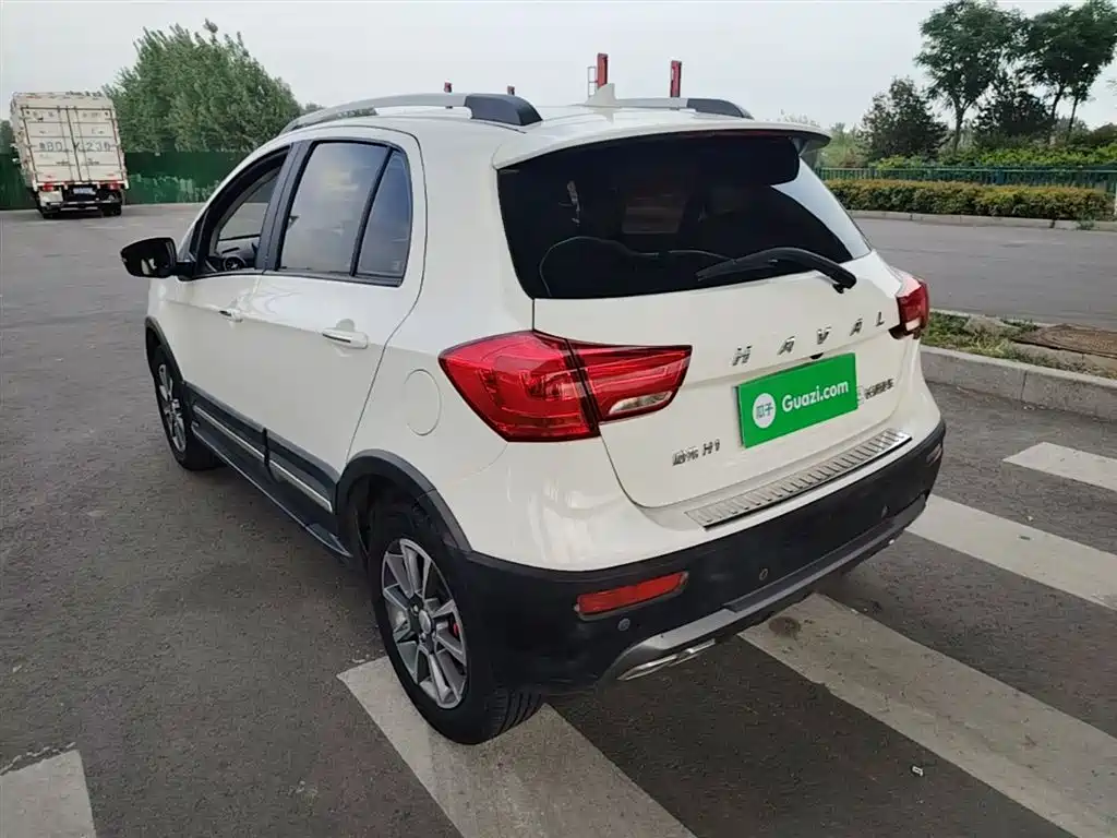 Haval H1 2017 Blue Label 1.5L AMT Luxury фото 5